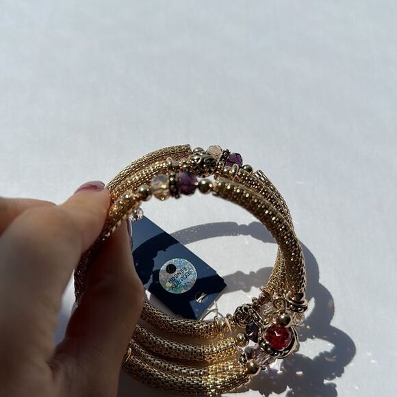 Gold Wrap Around Bracelet - Picture 6 of 8